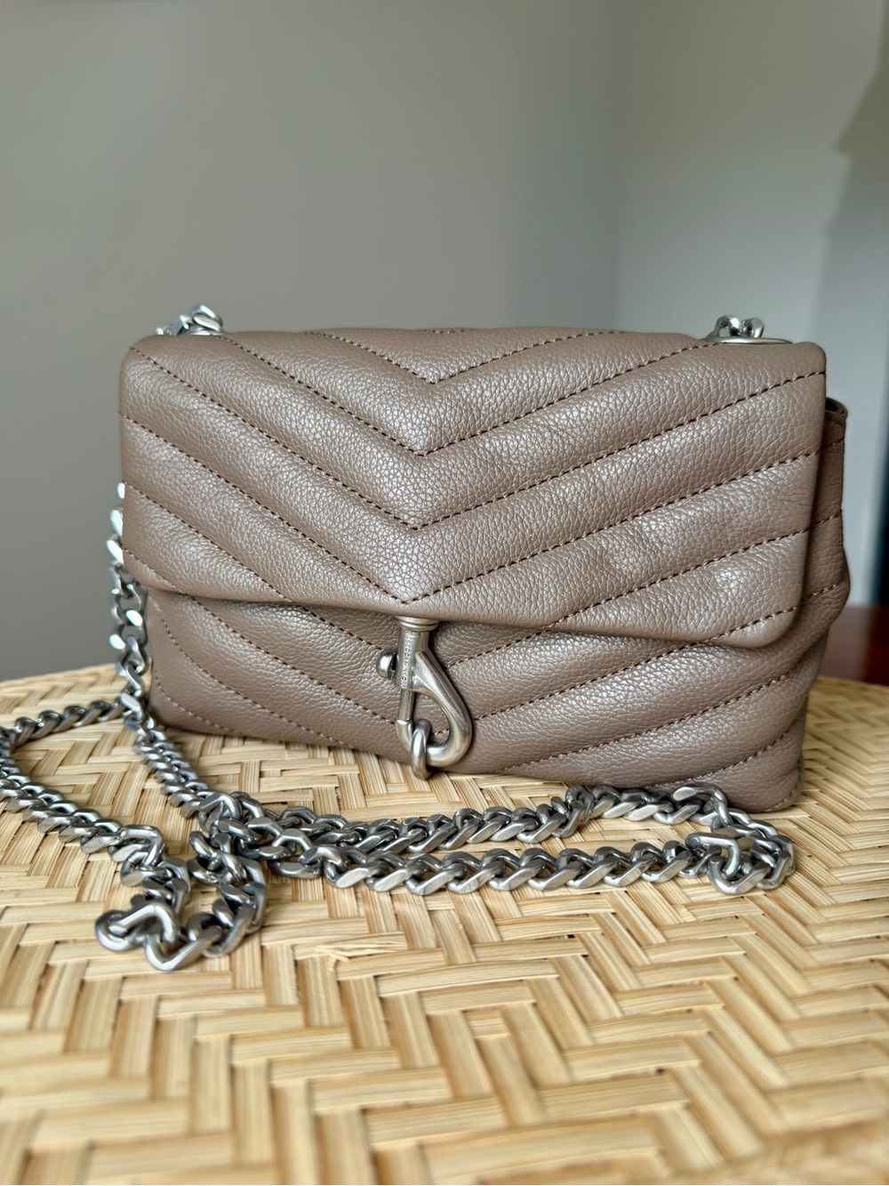 Edie Datenight Crossbody in Deep Taupe. Crossbody, shoulder or clutch.